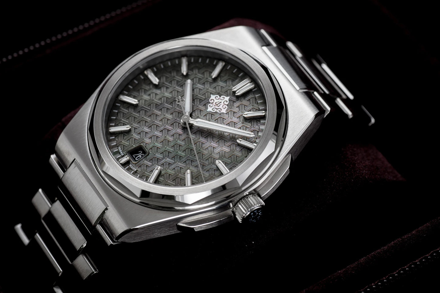 IX&DAO Warrior 37mm Automatic Watch – Miyota 9015 Sapphire Crystal Stainless Steel Timepiece