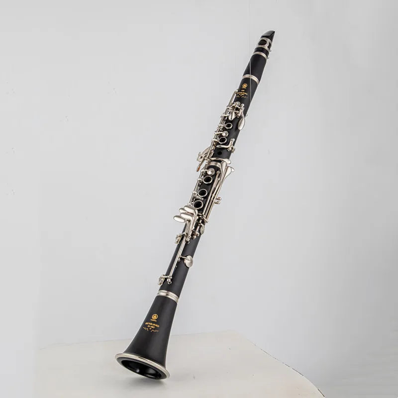 Japanese 17-Key B♭ Clarinet – Bakelite Body Woodwind Instrument for Students & Beginners
