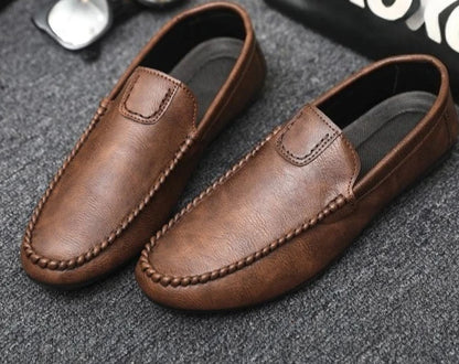 SHANGKAKA Men’s Soft Leather Casual Shoes – Round Toe Comfort Smart-Casual Flats