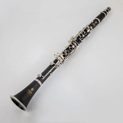 Japanese 17-Key B♭ Clarinet – Bakelite Body Woodwind Instrument for Students & Beginners