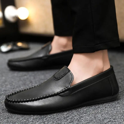 SHANGKAKA Men’s Soft Leather Casual Shoes – Round Toe Comfort Smart-Casual Flats