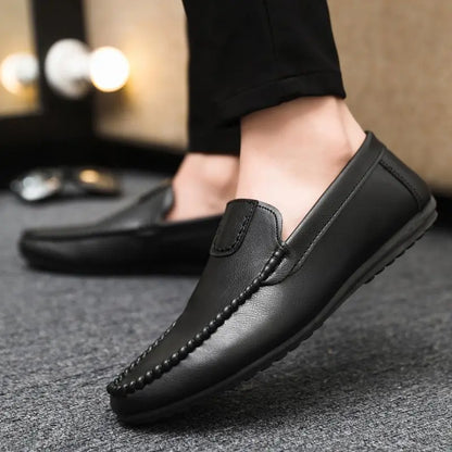 SHANGKAKA Men’s Soft Leather Casual Shoes – Round Toe Comfort Smart-Casual Flats